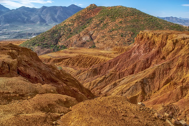 مقال كدا وكدا